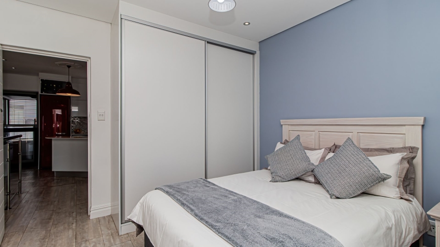 4 Bedroom Property for Sale in Beachfront Western Cape